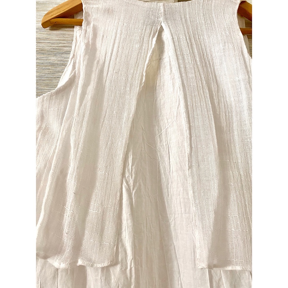NWT - Geometric Layered Top - Picture 8 of 8